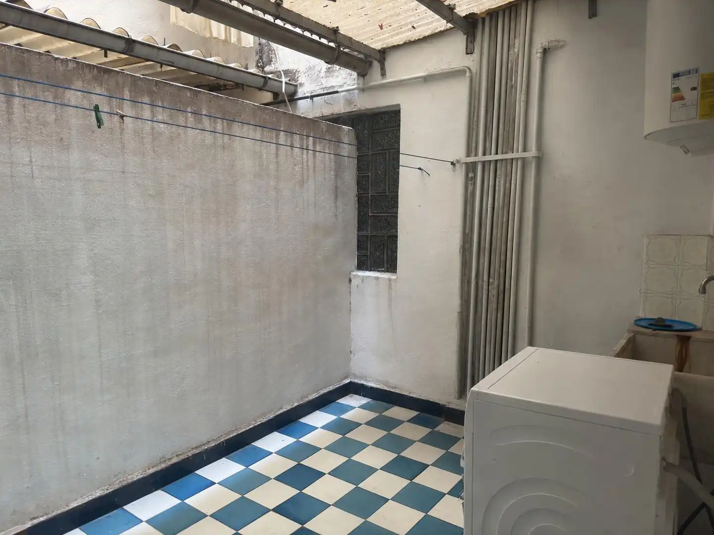 Piso en venta en Algemesí con Balcón