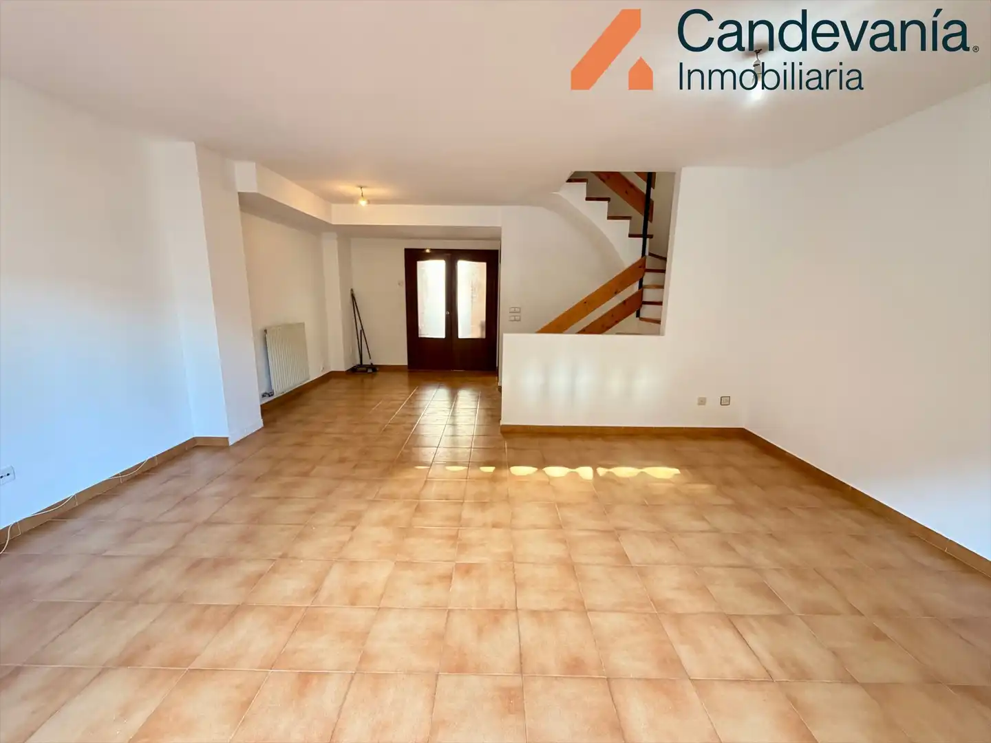 Living room of Detached homes for sale in Villanueva de Gállego  with Heating, Storage room and Community pool