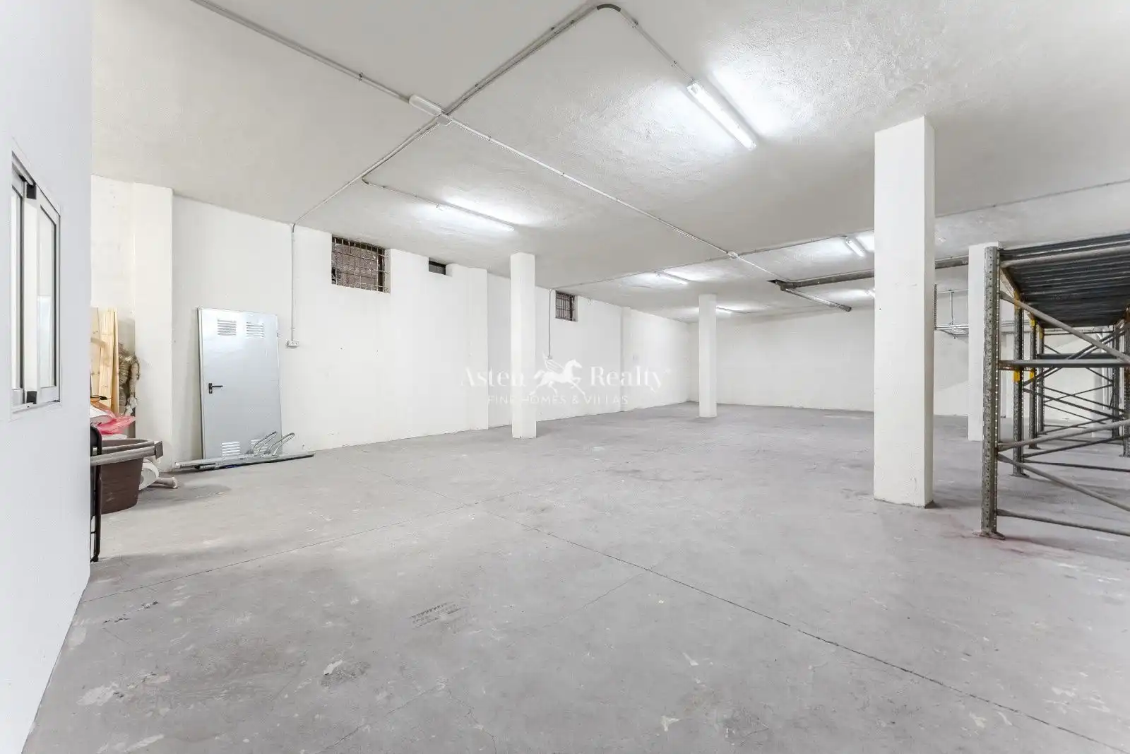 Office for sale in Adeje