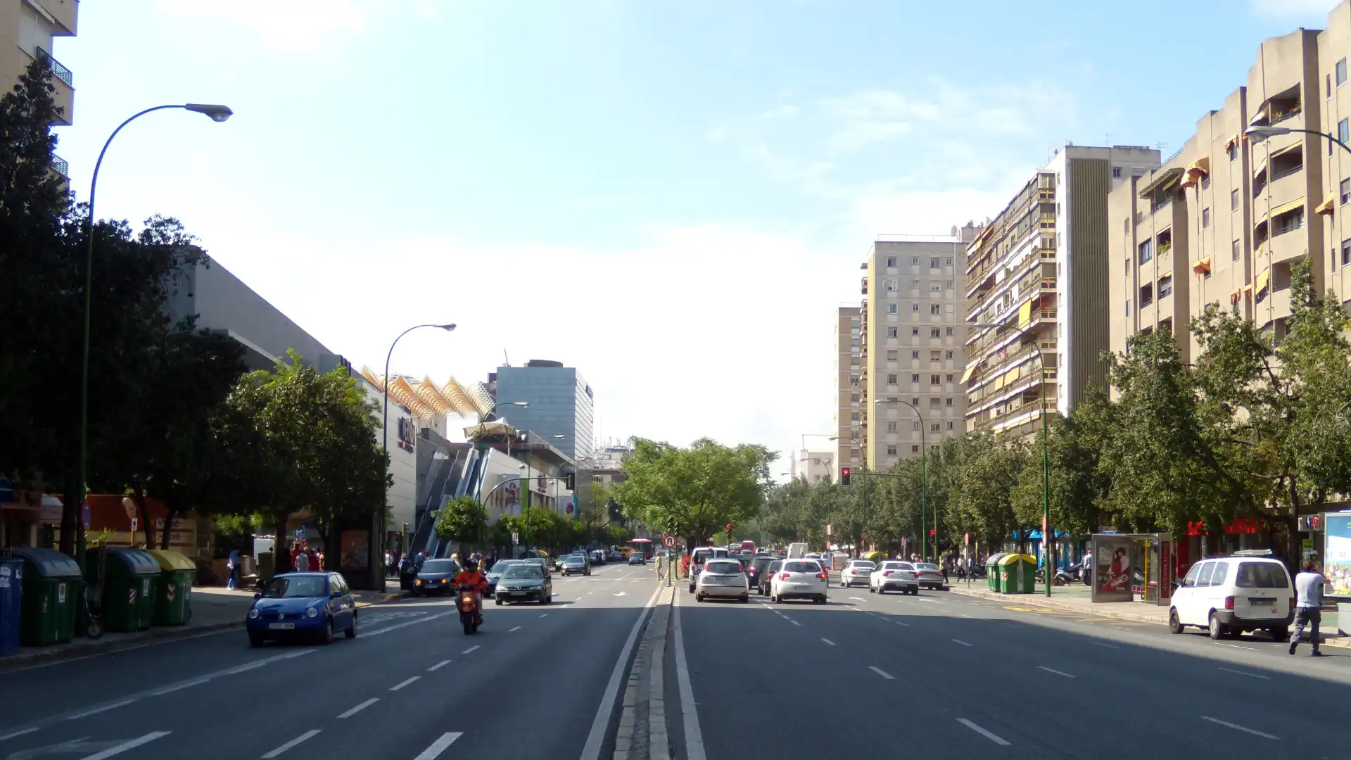 Vista exterior de Piso en venta en  Sevilla Capital con Aire acondicionado, Trastero y Balcón