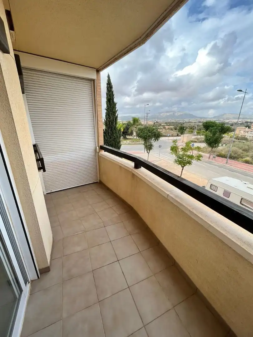 Apartamento con piscina en alquiler en Campo de Murcia, imagen 3