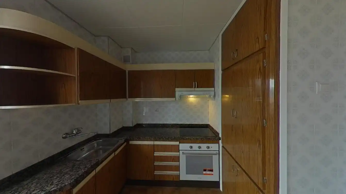Kitchen of Flat for sale in Manresa  with Heating