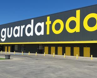 Exterior view of Box room to rent in  Zaragoza Capital