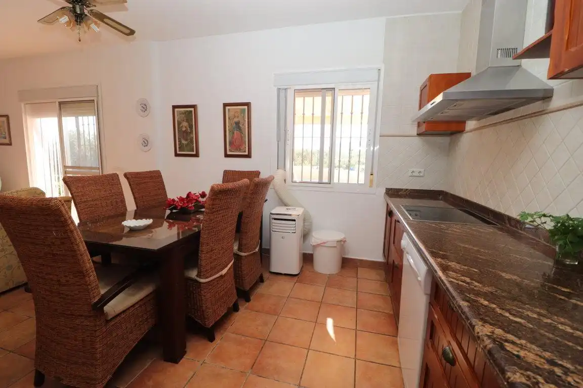 Kitchen of Houses for rent in Coín  with Private garden, Terrace and Swimming Pool