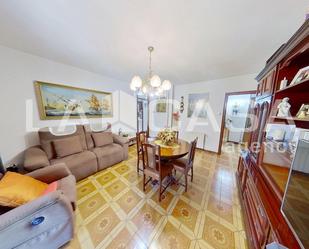 Sala d'estar de Pis en venda en  Barcelona Capital amb Balcó
