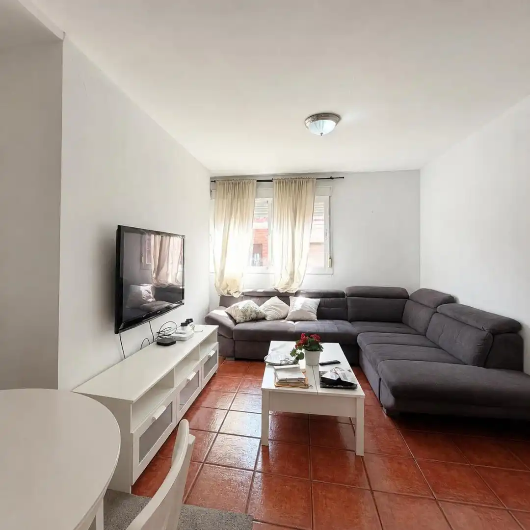 Wohnzimmer von Wohnung zur Miete in Ciempozuelos mit Balkon