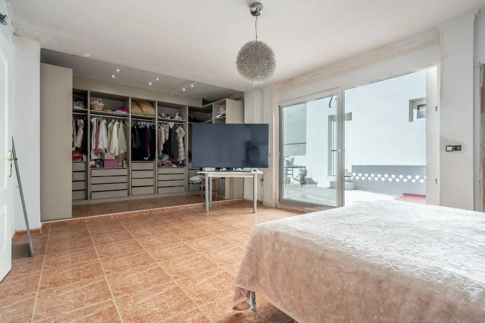 Bedroom of Houses for sale in Valencia  with Private garden, Terrace and Swimming Pool