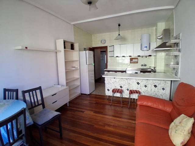 Piso en Venta en Gobelaurre Kalea en Artatza - Pinueta - Pinosolo