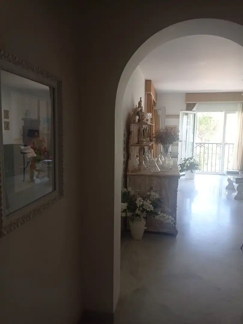 Apartamento con piscina en venta en Nueva Andalucía, imagen 16