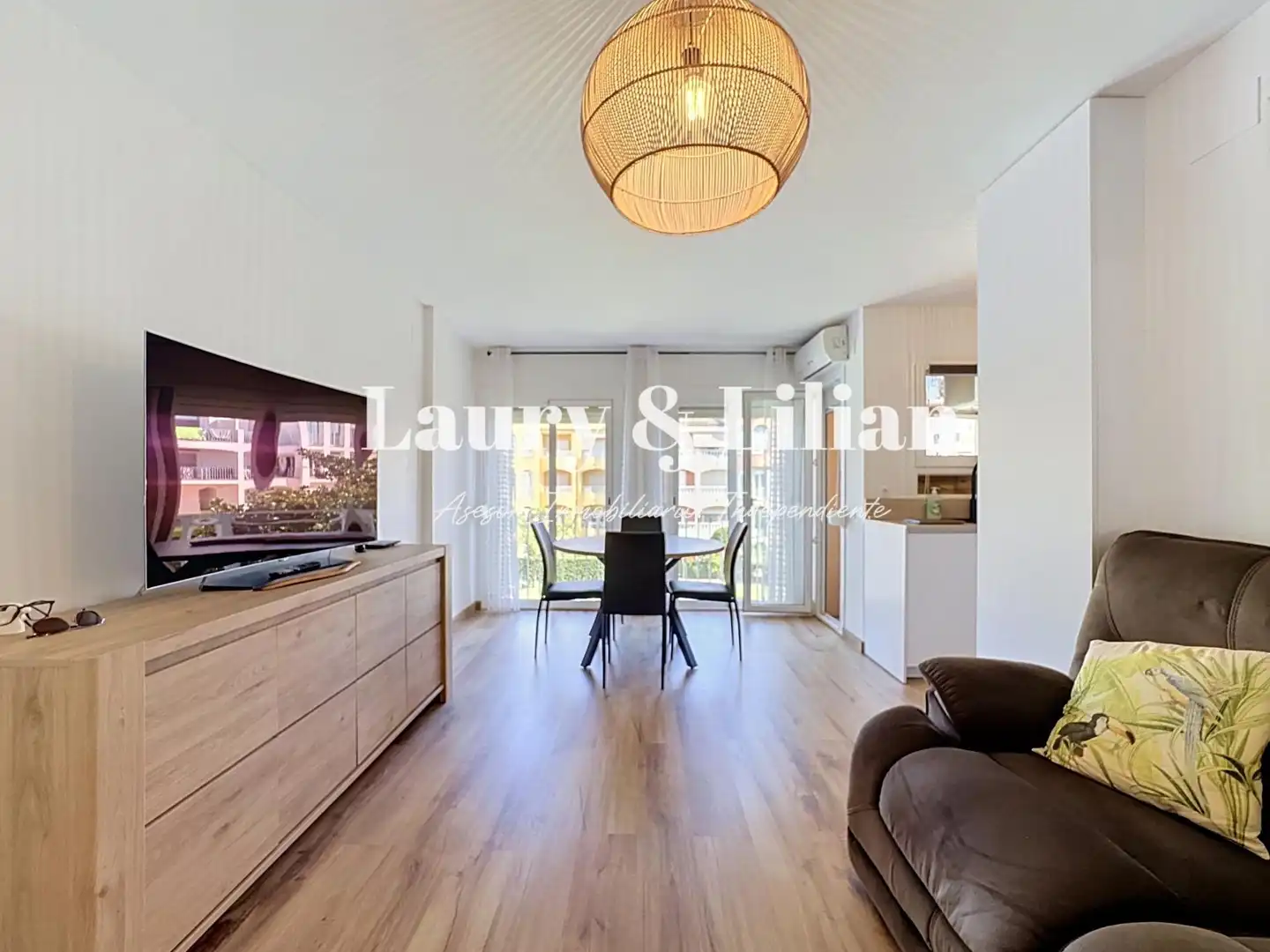 Sala de estar de Apartamento en venta en Empuriabrava con Aire acondicionado, Calefacción y Terraza