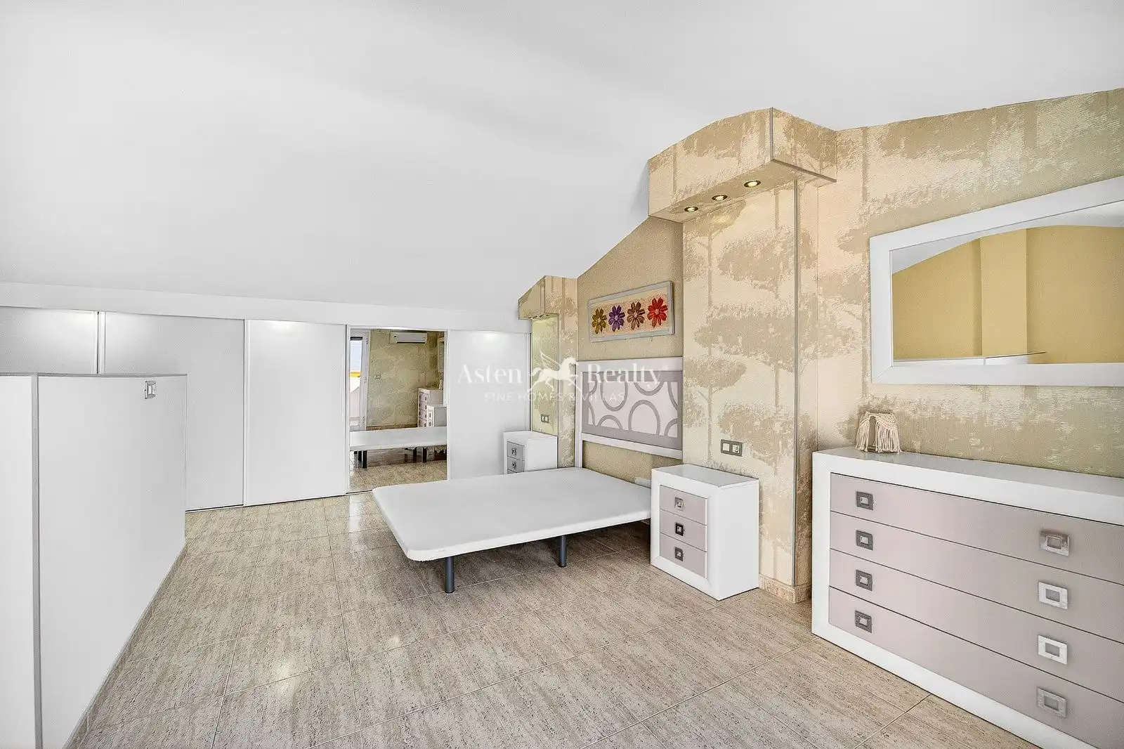 Maisonette mit Pool zum Verkauf in Helsinki, imagen 23