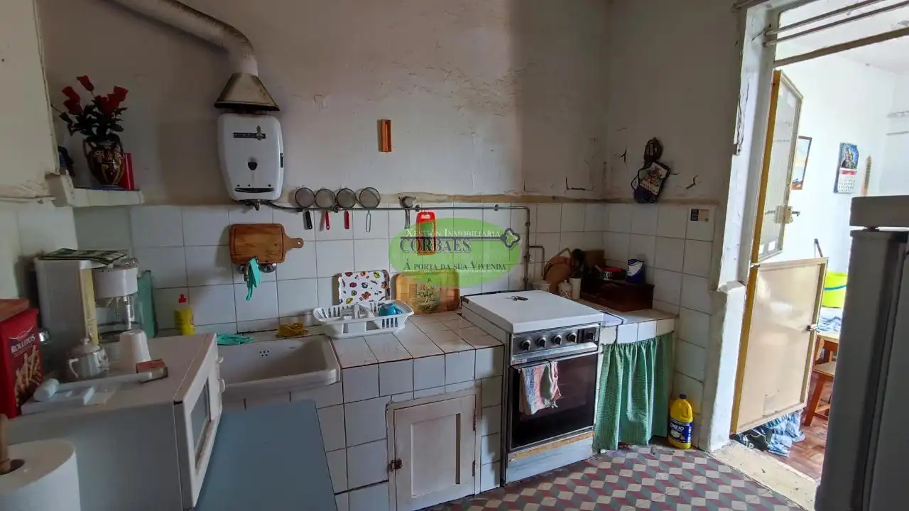 Cocina de Edificio en venta en Ourense Capital 