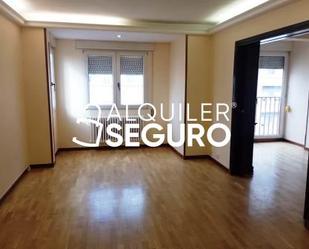 Bedroom of Flat to rent in Valladolid Capital