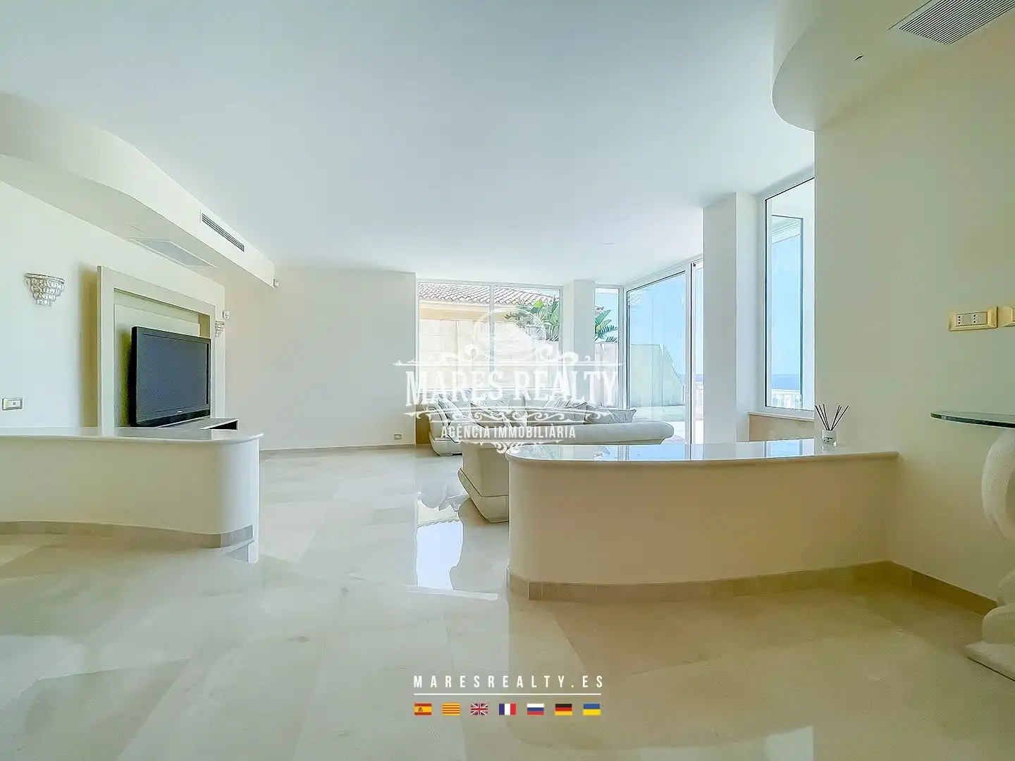 Sala d'estar de Casa o xalet en venda en Lloret de Mar amb Aire condicionat, Calefacció i Jardí privat