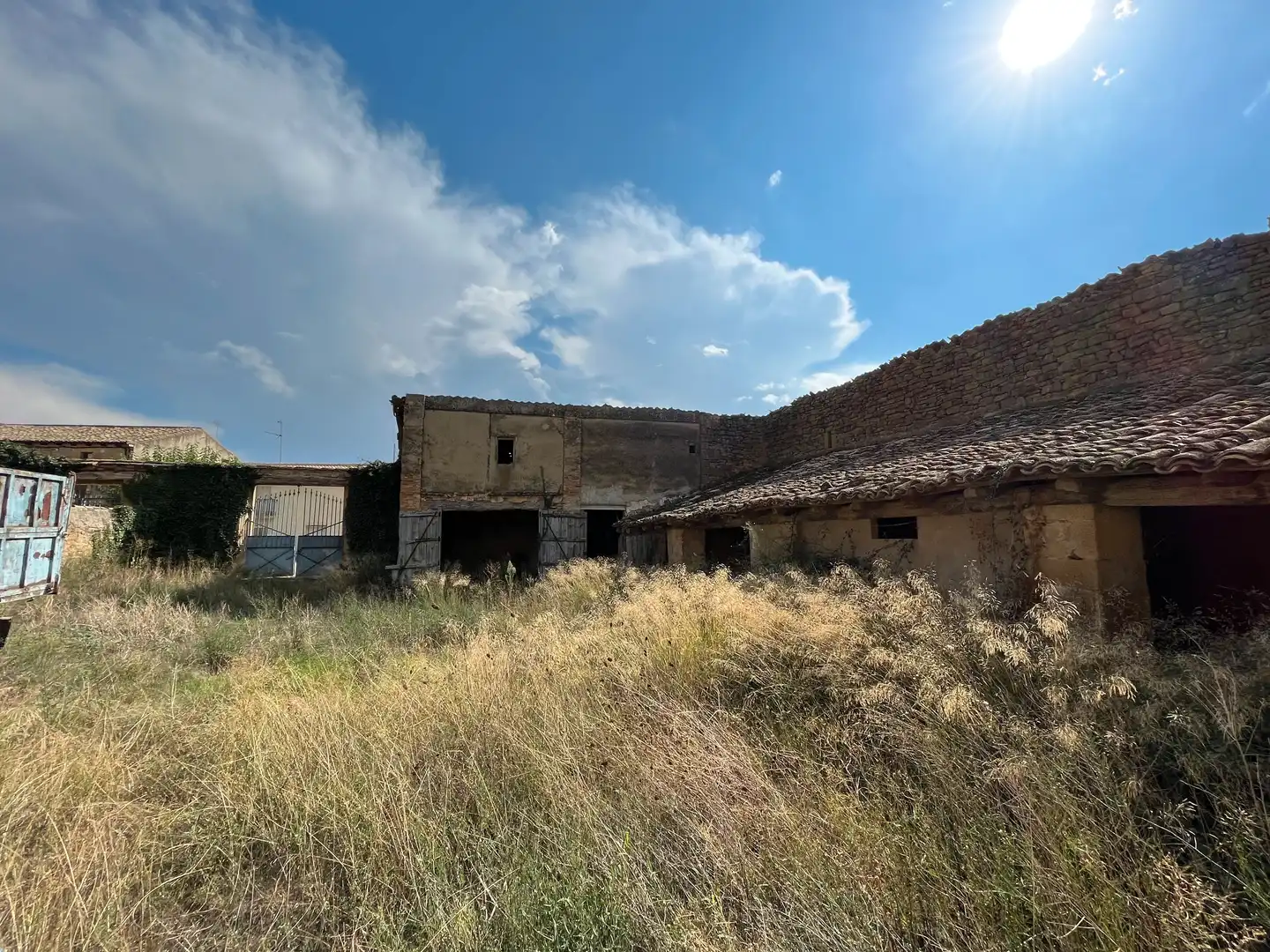 Vista exterior de Casa o xalet en venda en Murillo El Cuende amb Jardí privat i Balcó