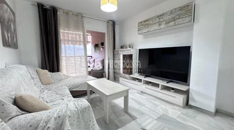 Foto 3 de Pis en venda a Los Pacos, Fuengirola