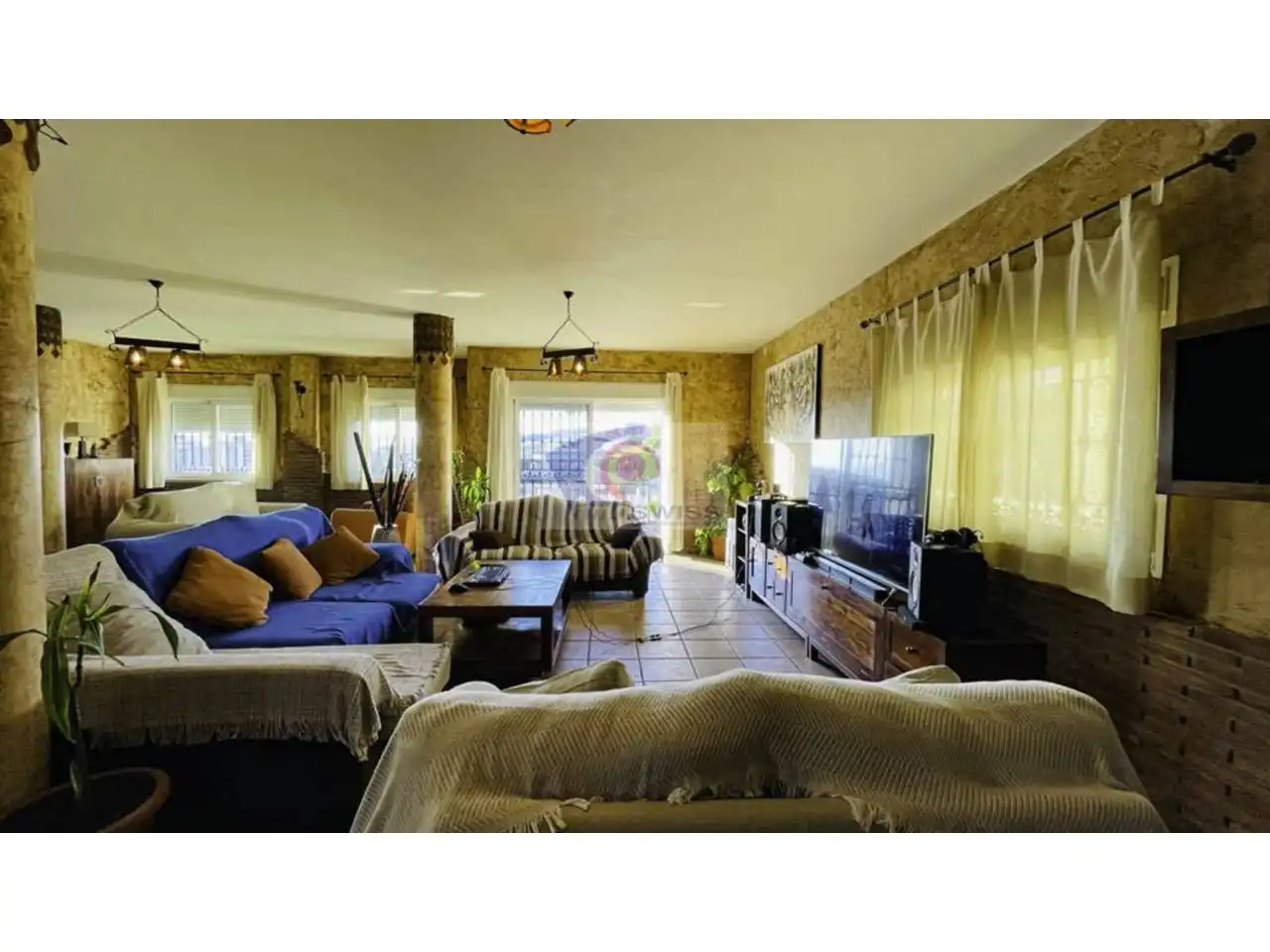 Sala de estar de Casa o chalet en venta en Rincón de la Victoria con Aire acondicionado, Jardín privado y Terraza