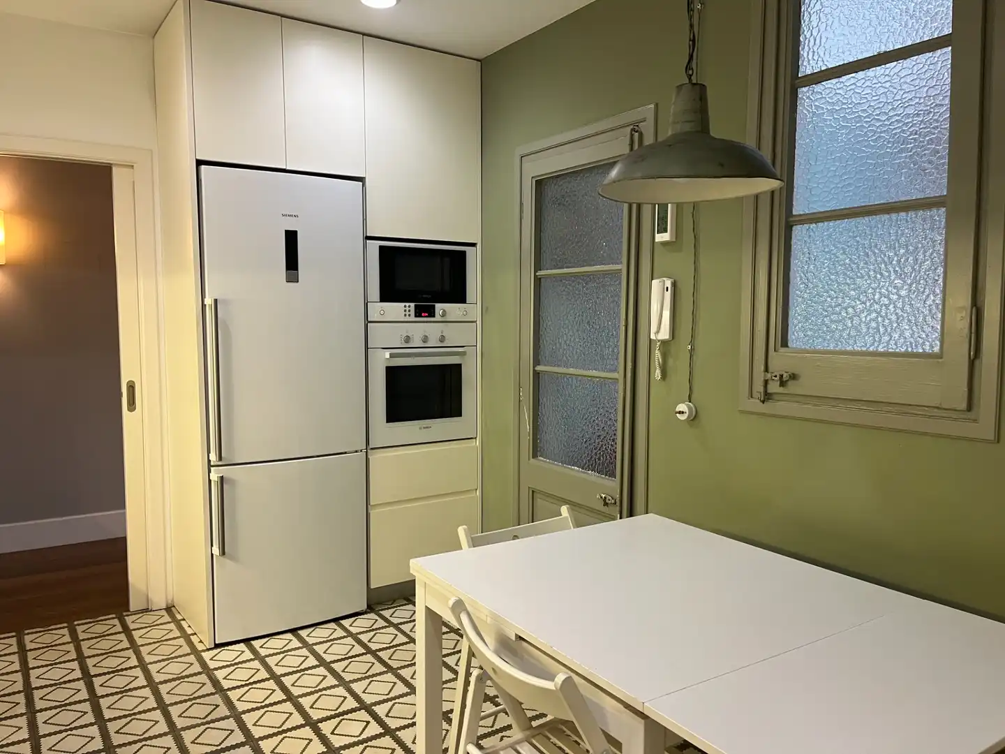 Cocina de Piso de alquiler en Barcelona con Aire acondicionado, Calefacción y Parquet