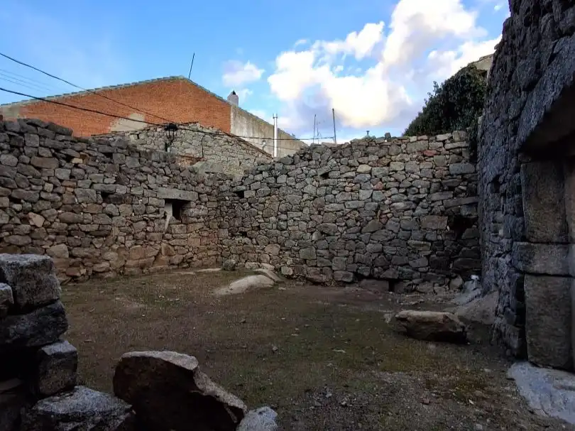 Exterior view of Land for sale in Zarzalejo, Madrid