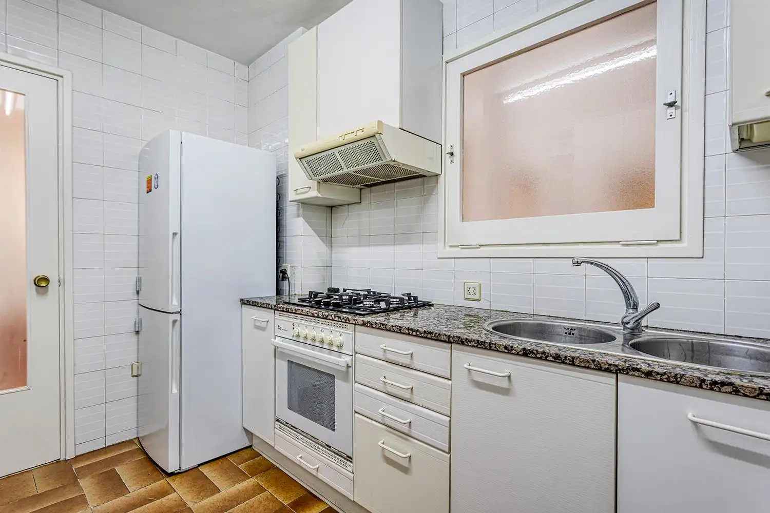 Cocina de Piso en venta en Igualada con Calefacción, Terraza y Trastero