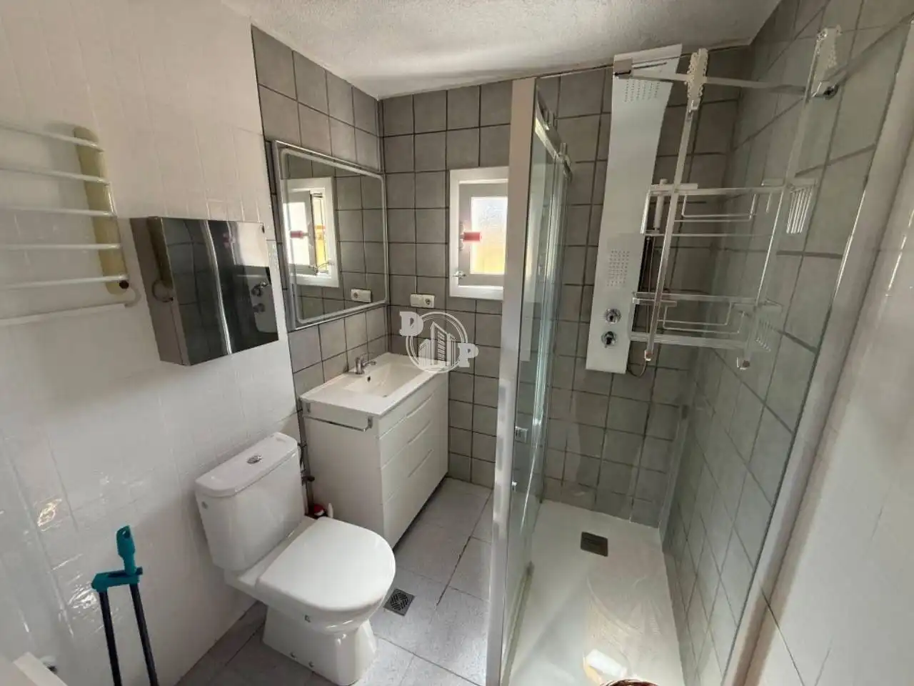 Bany de Casa o xalet en venda en Pilar de la Horadada amb Jardí privat, Piscina i Moblat