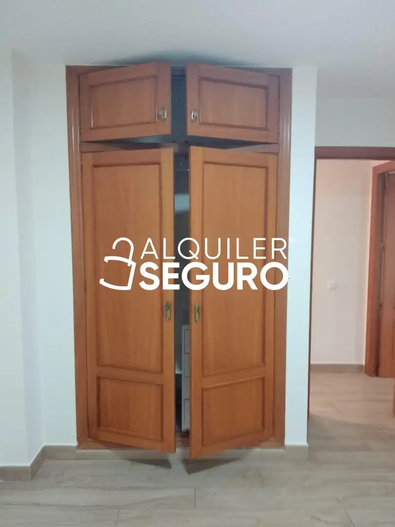 Pis amb ascensor de lloguer a diego hernandez, imagen 6