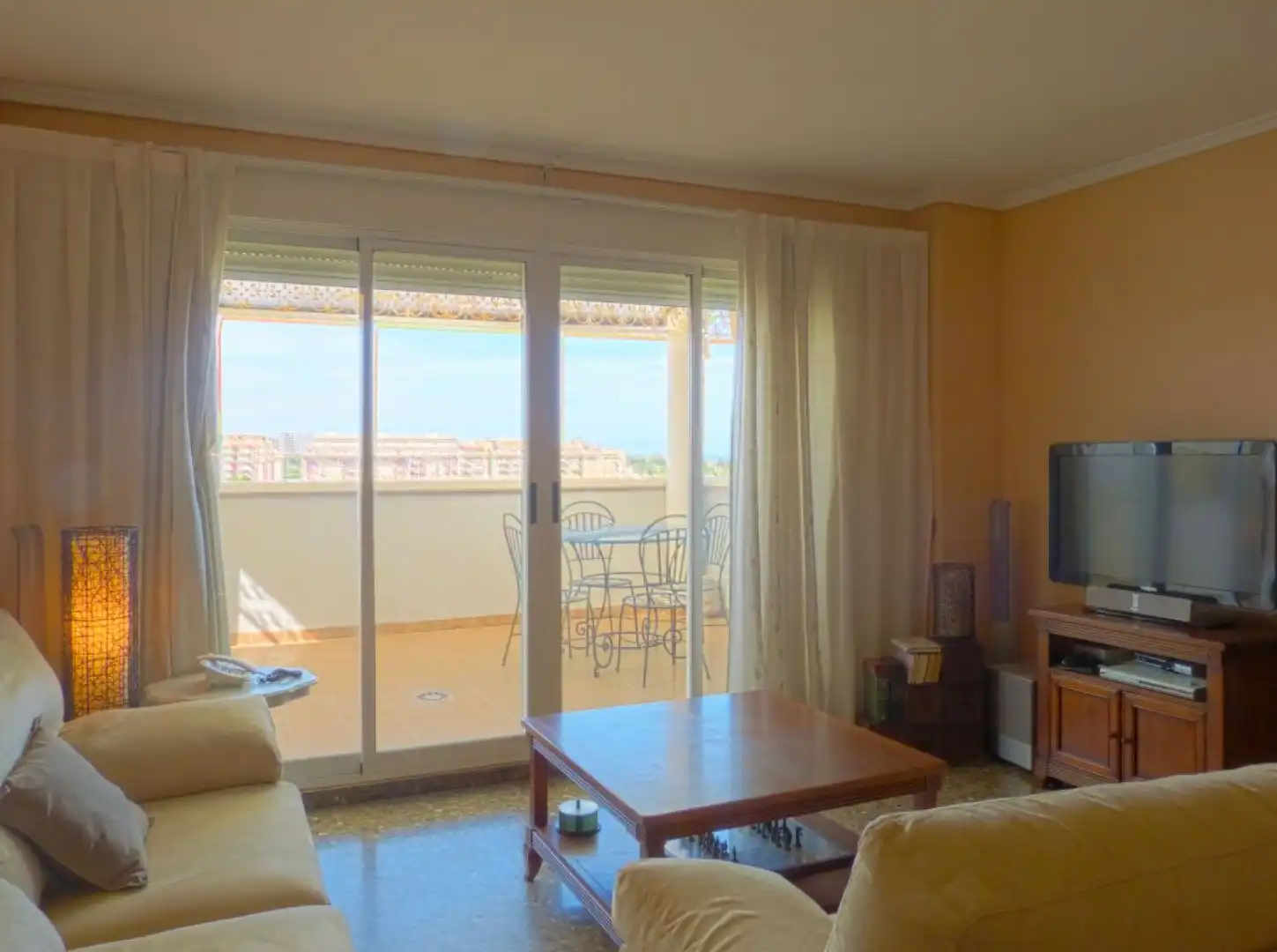 Wohnzimmer von Dachboden zur Miete in Sagunto / Sagunt mit Klimaanlage, Parkett und Terrasse