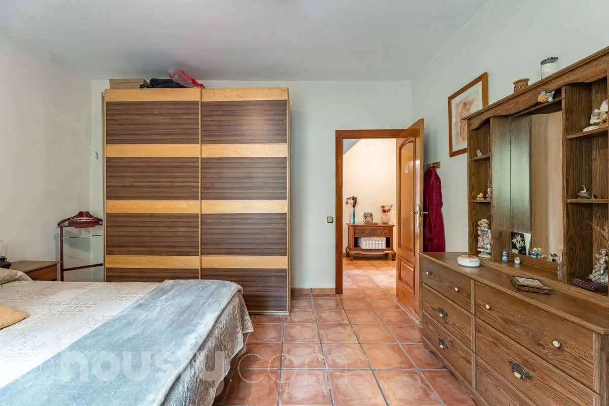 House with pool for sale in Avinguda de Corbera ., imagen 21