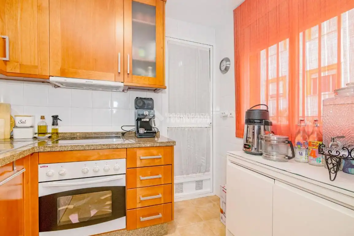 Cocina de Piso en venta en Lucena con Aire acondicionado y Amueblado