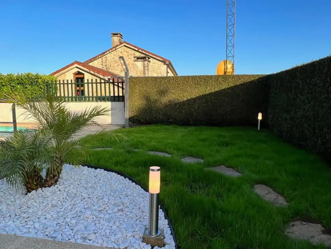 Terrassa de Casa o xalet en venda en Santiago de Compostela  amb Terrassa, Piscina i Balcó