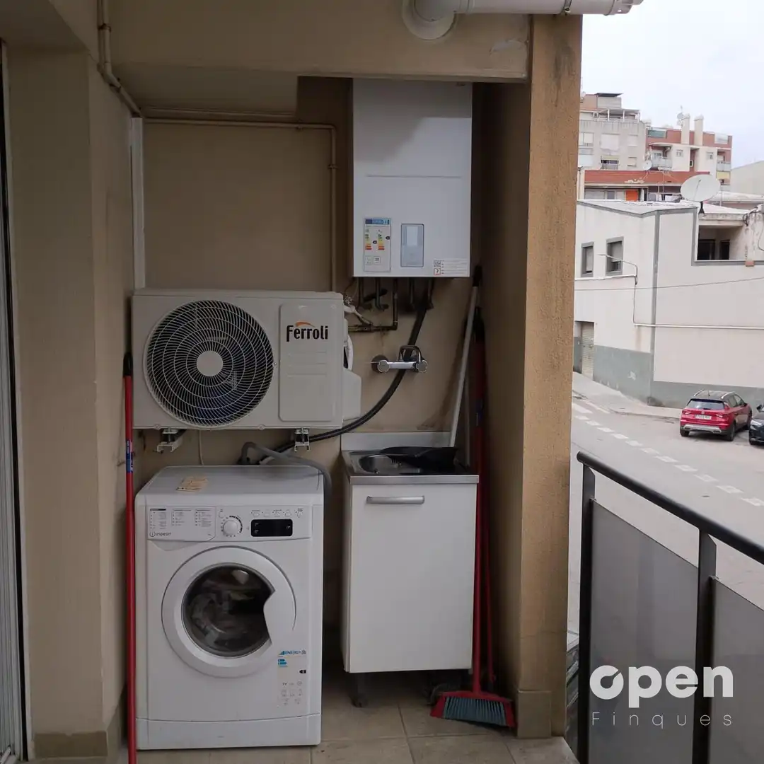 Balcony of Flat for sale in Terrassa  with Air Conditioner, Heating and Terrace