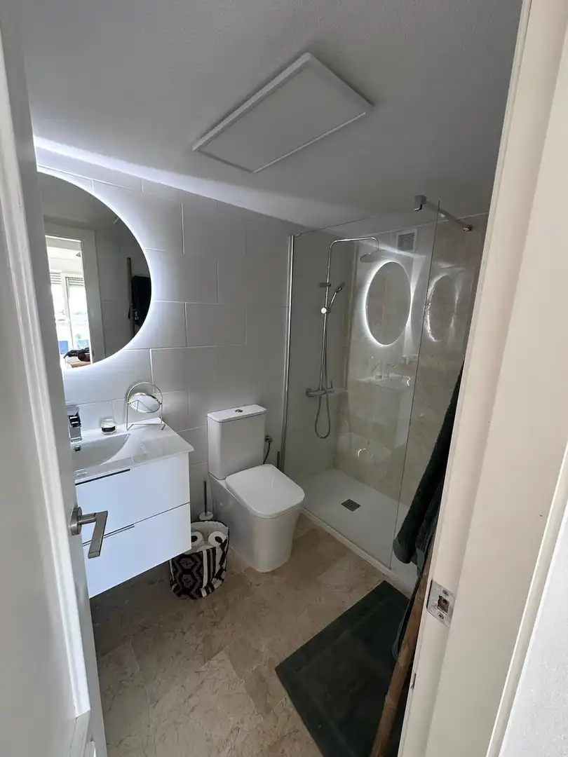 Bathroom of Attic for rent in Orihuela  with Air Conditioner, Heating and Terrace