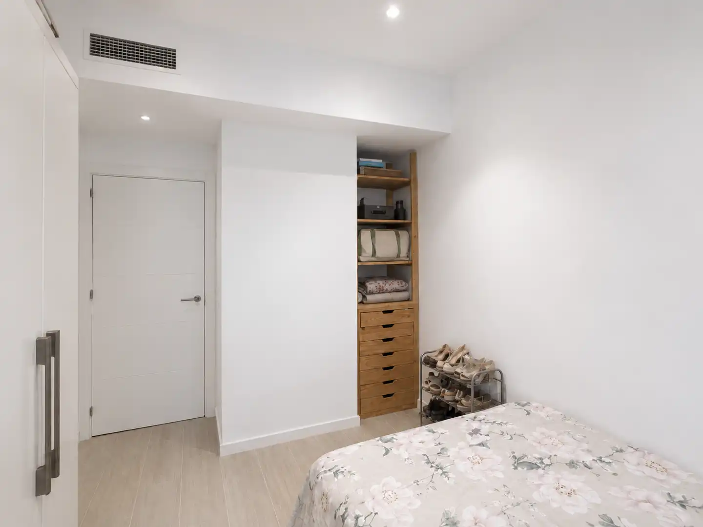 Adosado con piscina en venta en Eixample - Horta Capallera, imagen 17