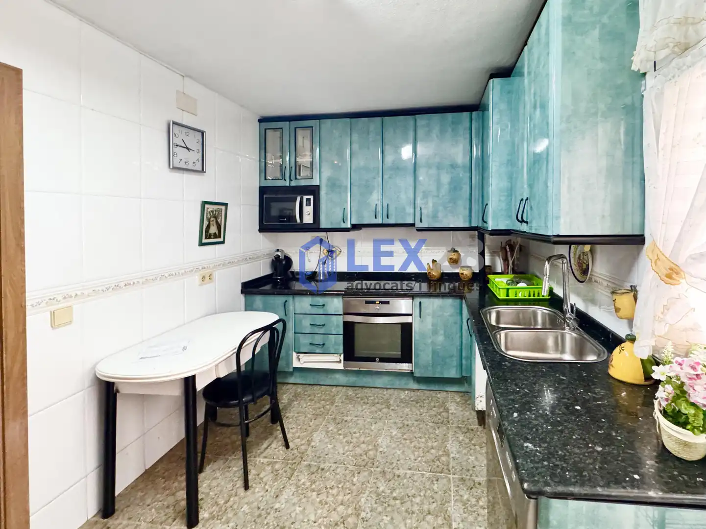 Cocina de Casa adosada en venta en Badalona con Aire acondicionado, Calefacción y Jardín privado
