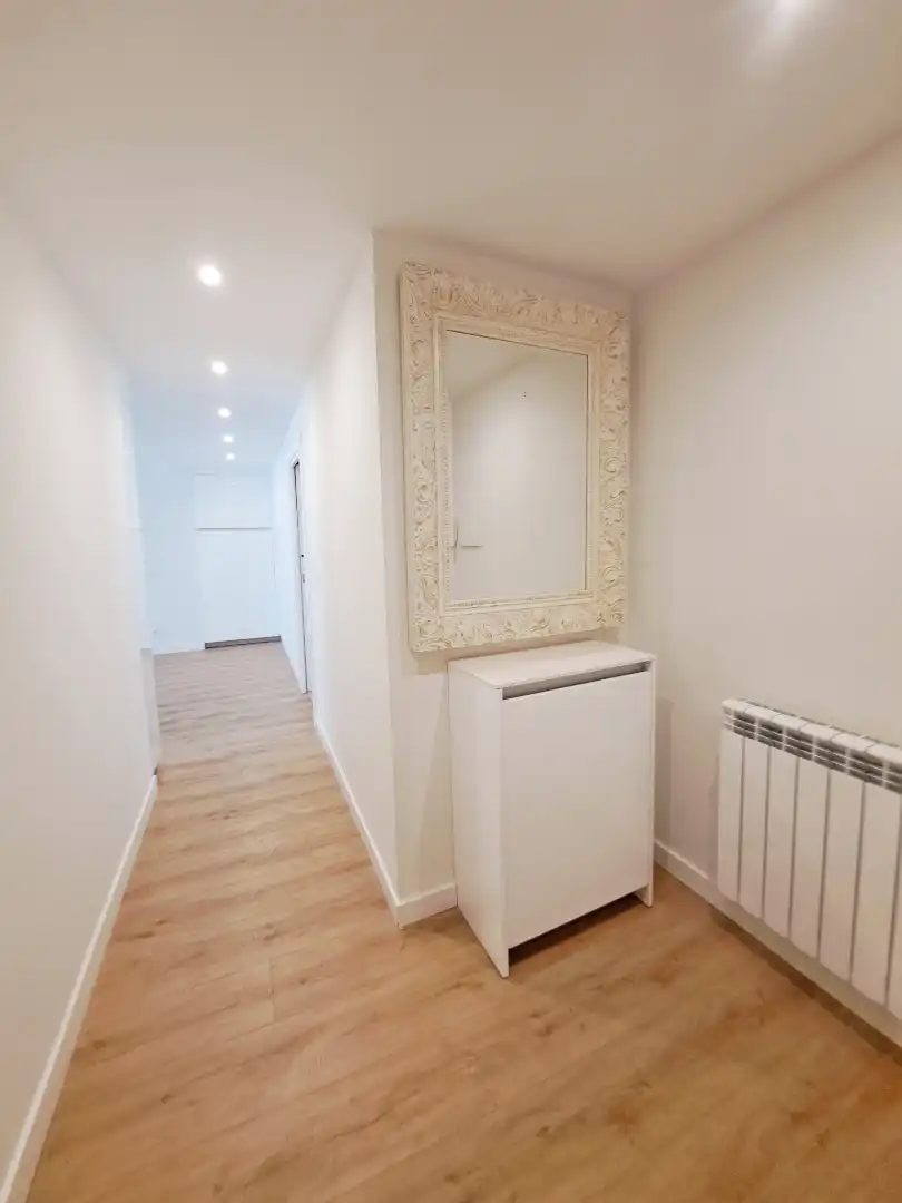 Piso en venta en Vitoria - Gasteiz con Calefacción, Terraza y Trastero