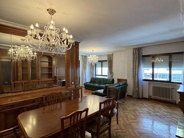Flat with lift for sale in Avenida de Castilla