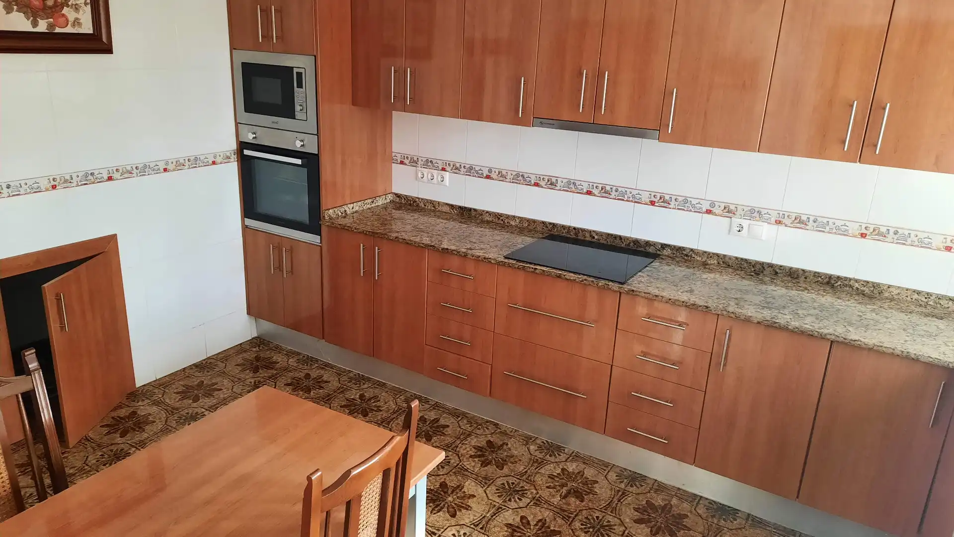 Cuina de Casa adosada en venda en Vinaròs amb Calefacció, Jardí privat i Terrassa