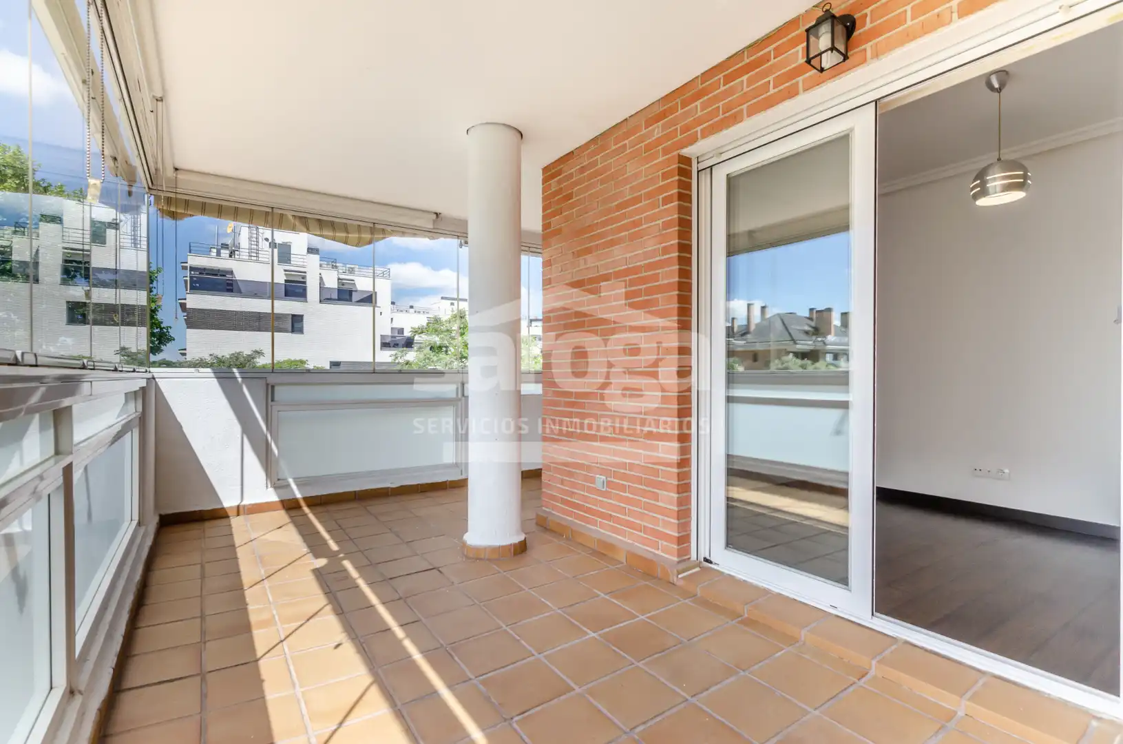 Terrassa de Pis en venda en Pozuelo de Alarcón amb Aire condicionat, Calefacció i Terrassa