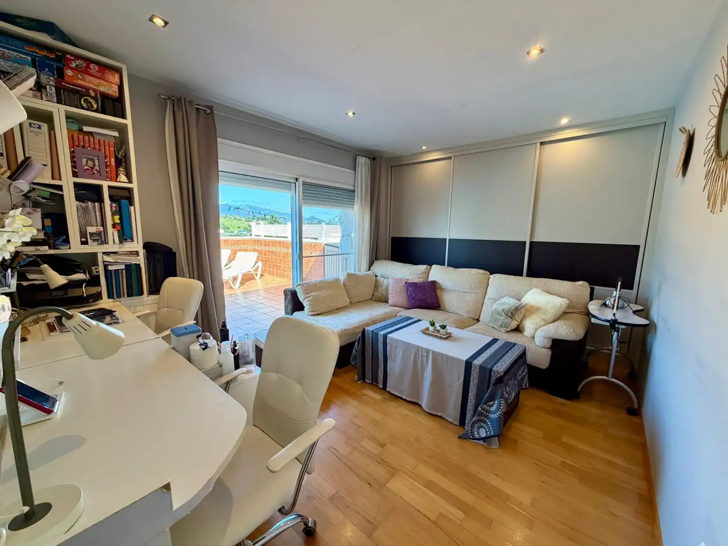 Ático con terraza en venta en Estepona Pueblo, imagen 2