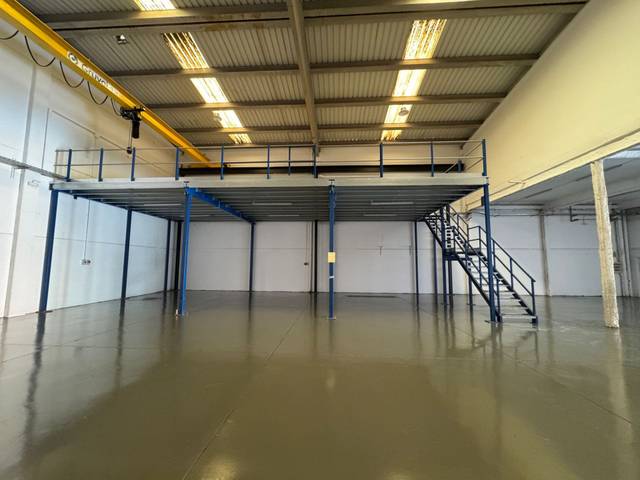 Nave industrial en Alquiler en Sant Joan - TV3