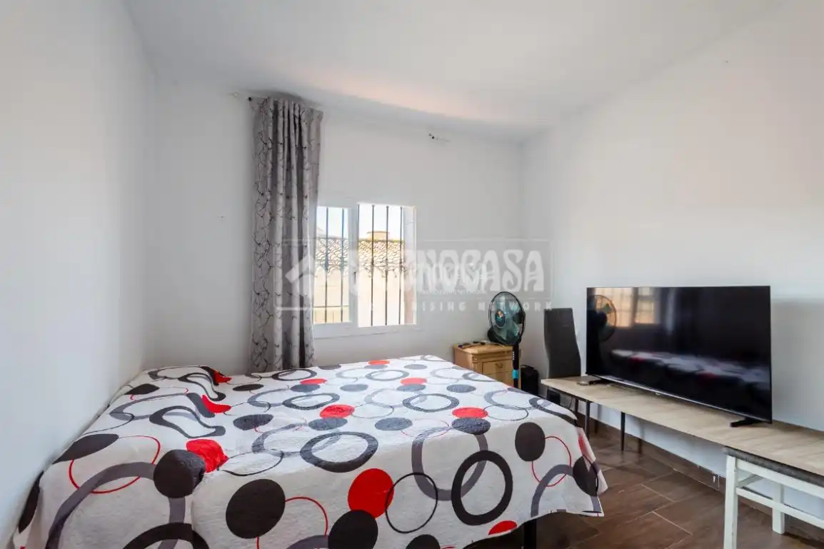 Habitación de Casa adosada en venta en Vélez-Málaga con Terraza, Amueblado y Balcón