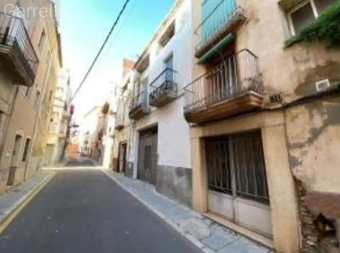 Casa adosada en venta en CL SANTS MARTIRS ULLDECONA (TARRAGONA), Ulldecona
