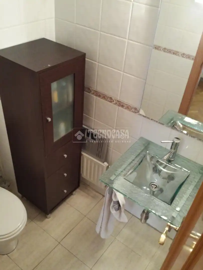 Baño de Piso en venta en Pinto con Aire acondicionado, Calefacción y Parquet