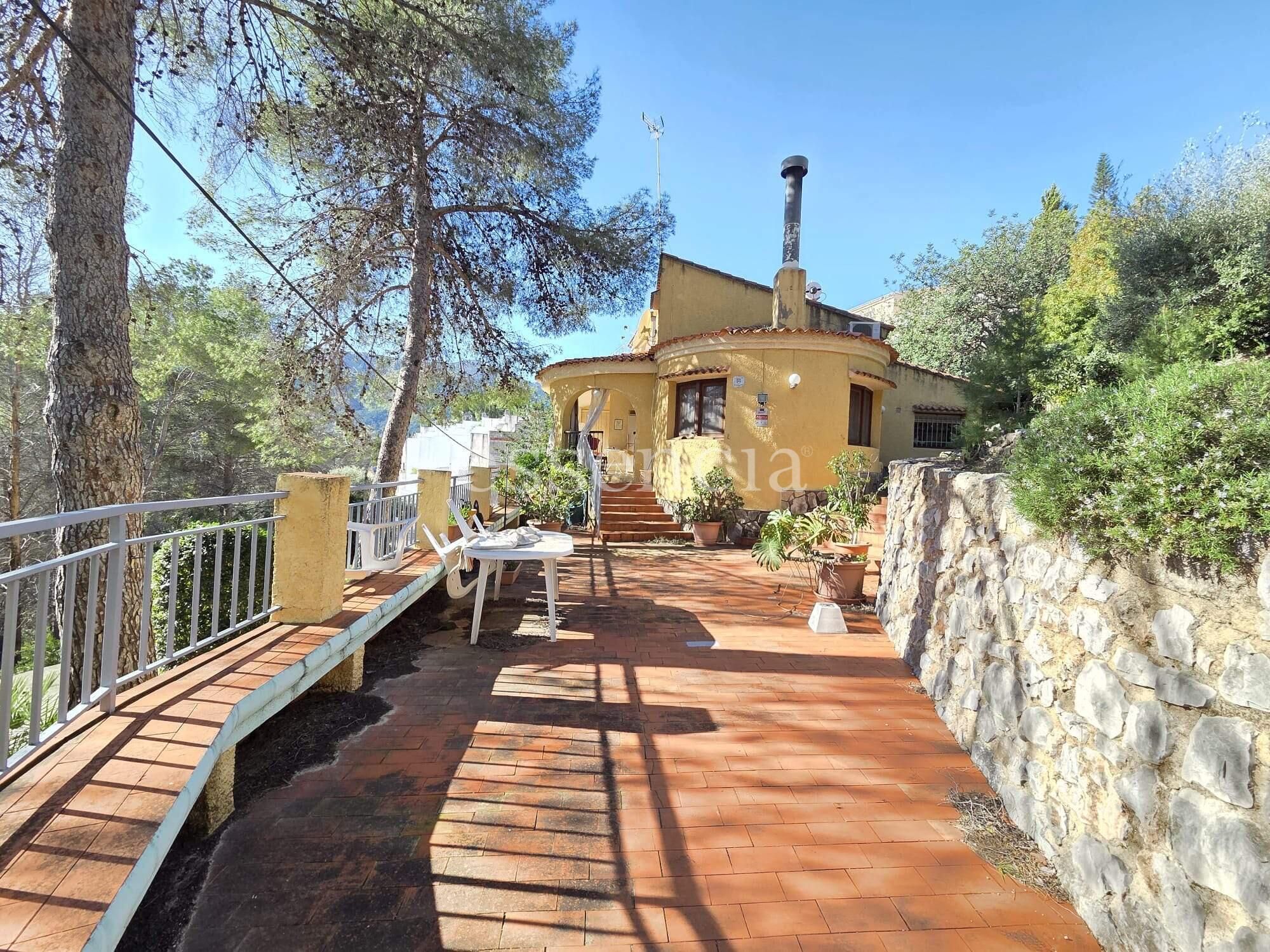 Vista exterior de Casa o xalet en venda en Vilallonga / Villalonga amb Jardí privat, Terrassa i Traster