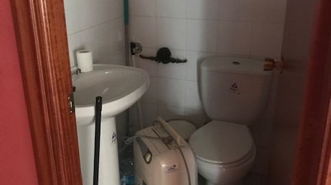 BAJO MUY CENTRICO ESQUINA , ESACAPARATE Y ASEO, imatge 2