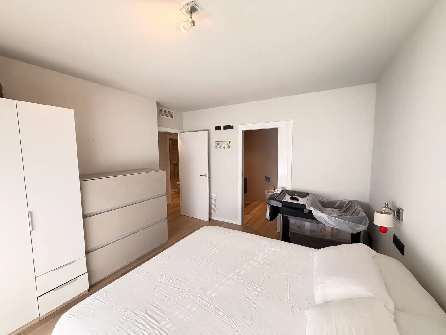Schlafzimmer von Wohnung zum Verkauf in Tortosa mit Klimaanlage, Heizung und Privatgarten