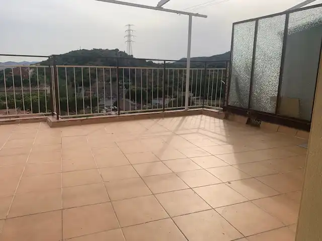 Terrasse von Dachboden zum Verkauf in Badalona mit Klimaanlage, Heizung und Terrasse