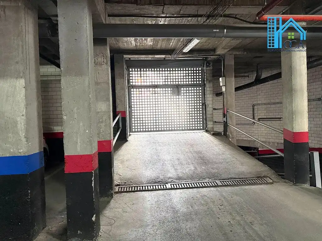 Parkplatz von Garage zum Verkauf in Carabanchel