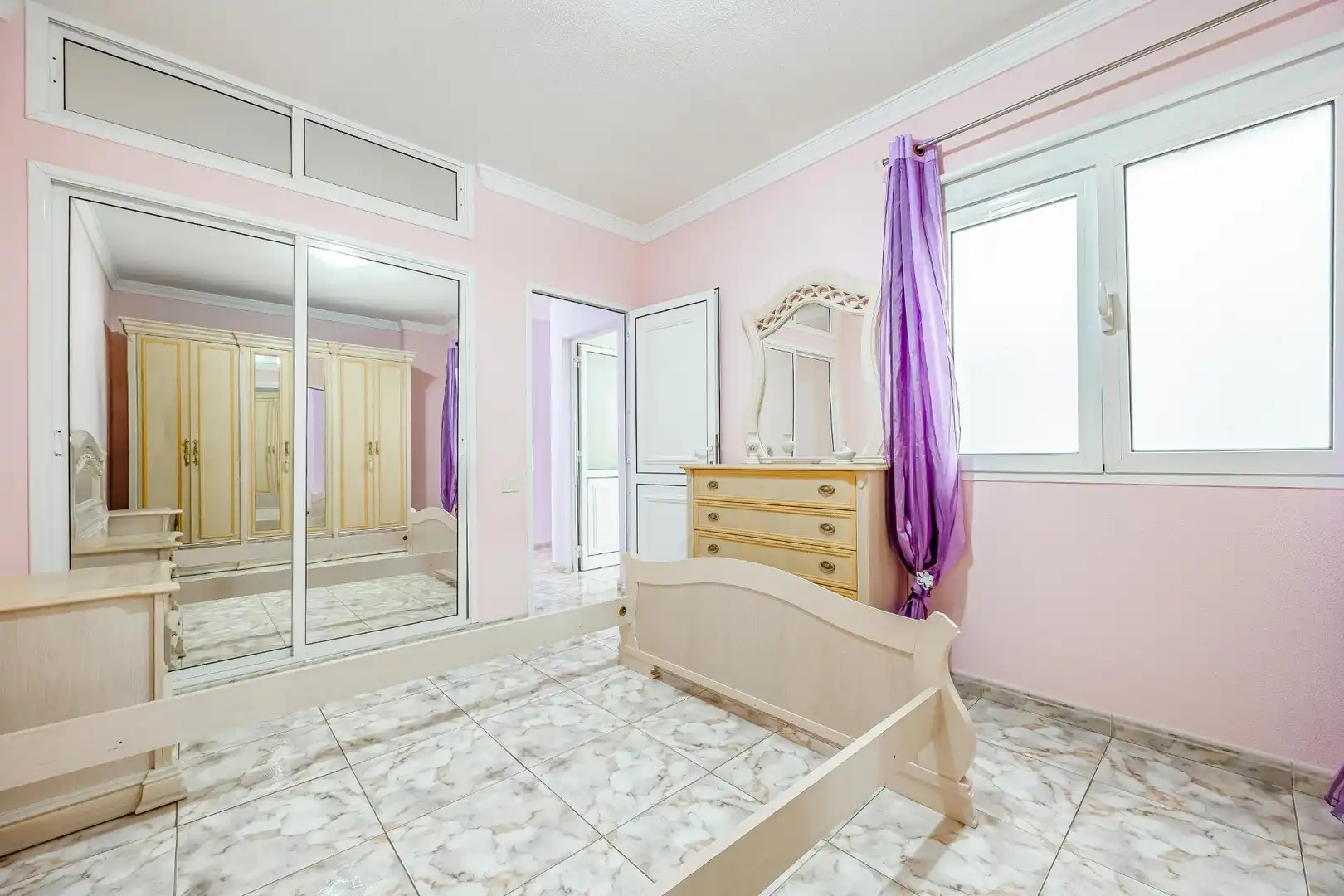 Habitación de Casa o chalet en venta en Telde con Alarma