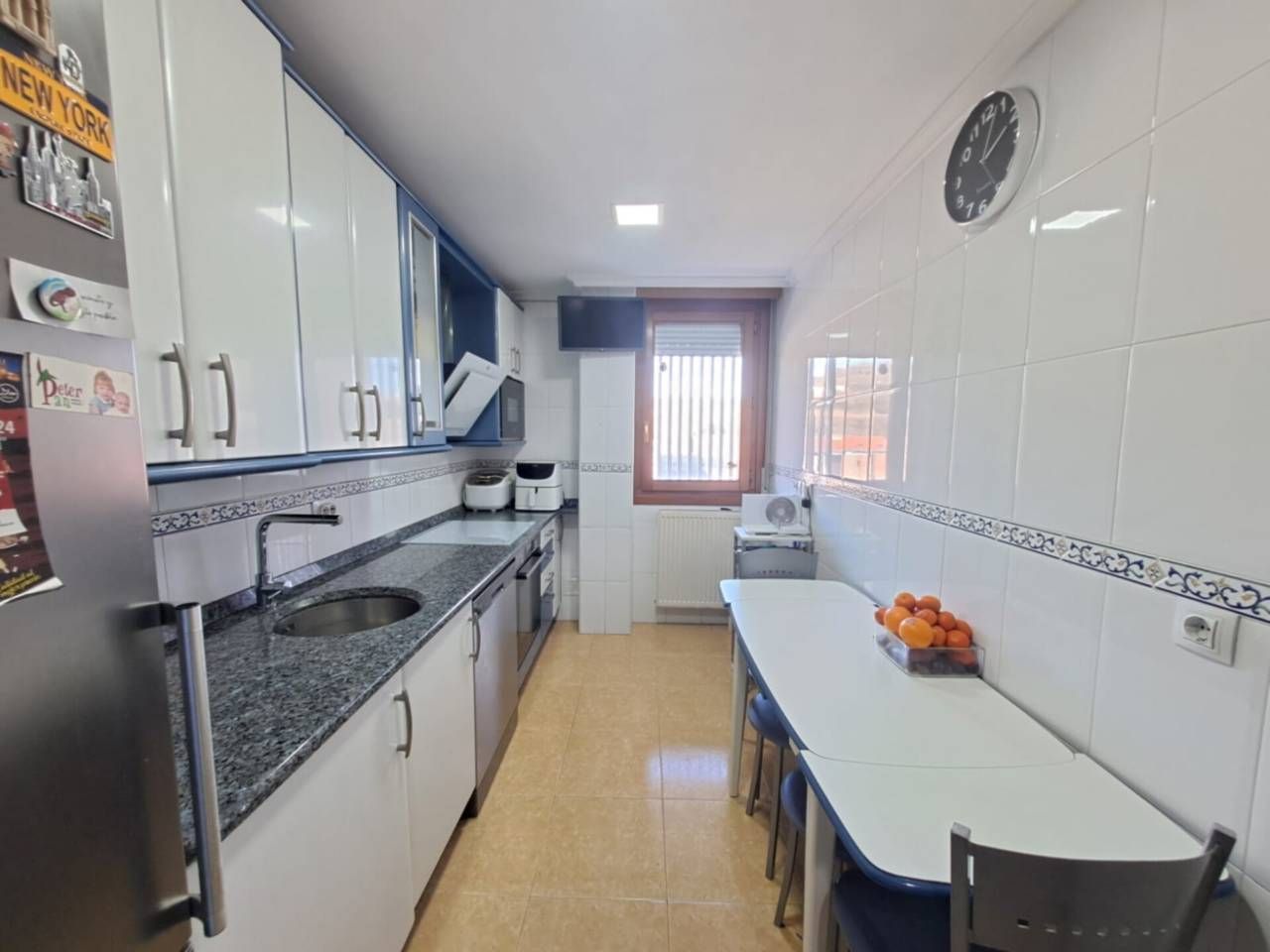Cocina de Piso en venta en Burgos Capital con Calefacción, Parquet y Trastero